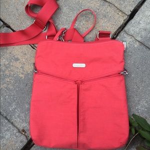 Salmon baggalini purse